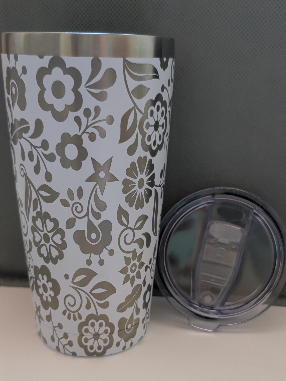 20 Oz Floral Stainless Steel Travel Tumbler - White & Silver - Full Wrap Etching
